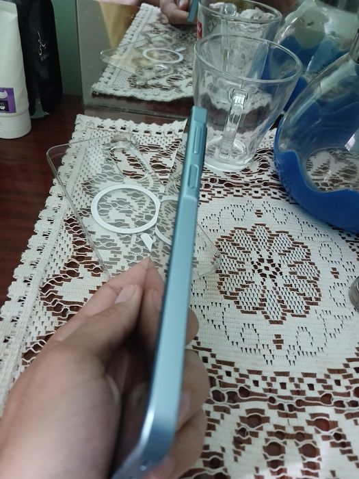 Samsung A 17 xotira 128/6gb