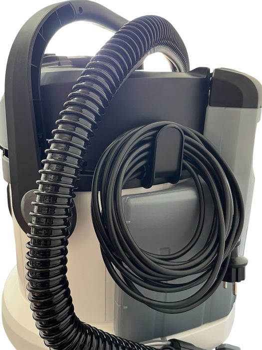 Închiriez aspirator Karcher injecție extracție: saltele, canapele, covoare și tapițerii auto - 80 lei/24h