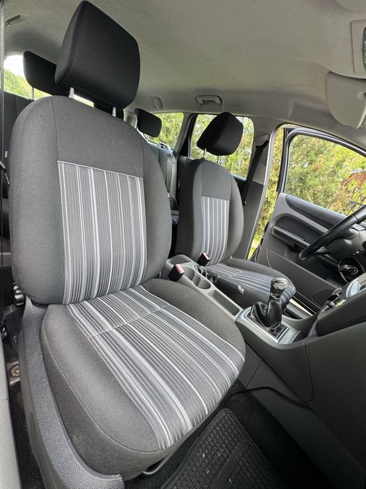 Vând Ford Focus 1.6 Diesel 90 CP Fara filtru de particule 2009