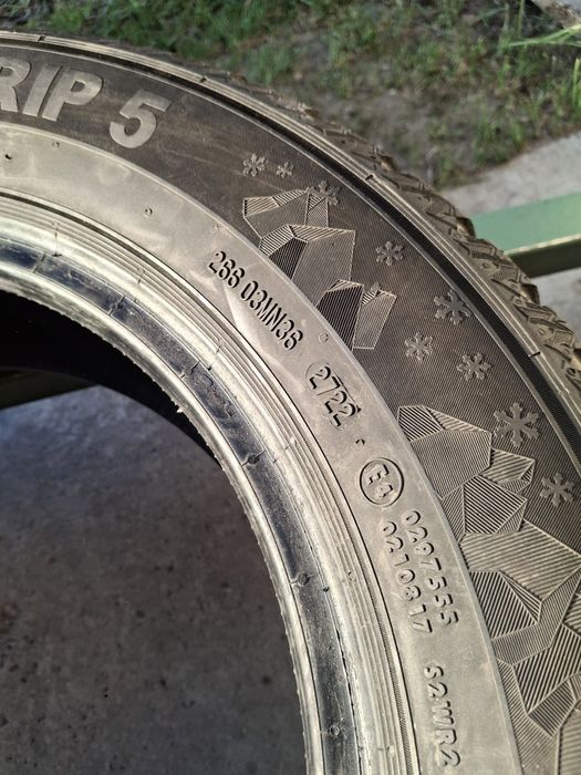 4  Anvelope de iarnă 205 60 r16 Semperit