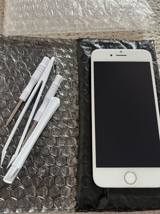 Дисплей за Iphone 8