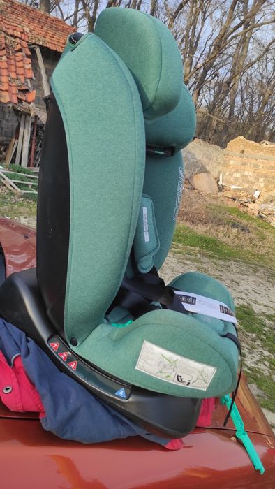 Детско столче за кола