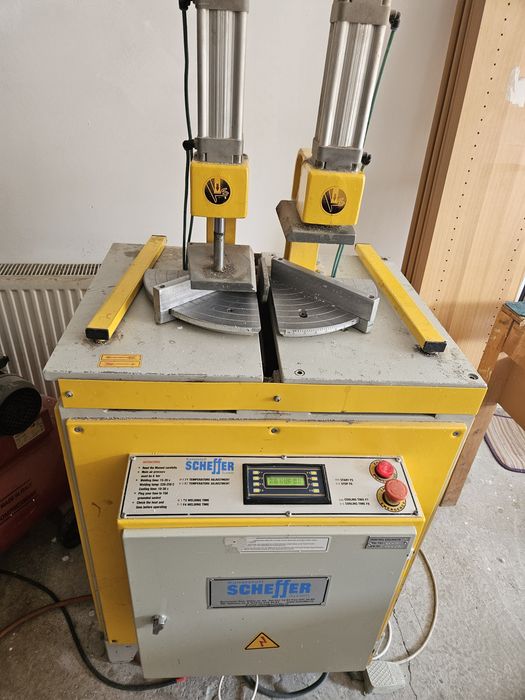 Circular (ștaier)de tăiat profile PVC și Aluminiu