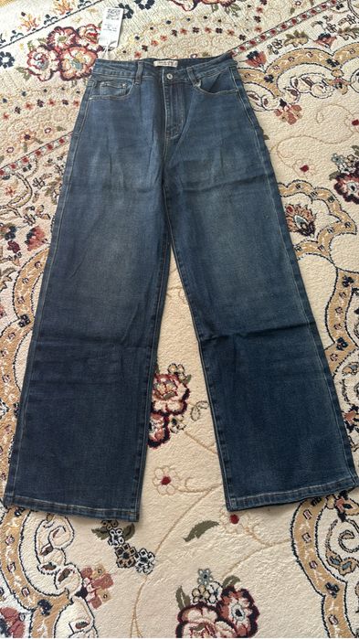 Продам джинсы новые