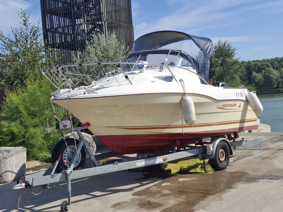 Barca Quicksilver 540 Motor Mercury 115 cp 4 Stroke