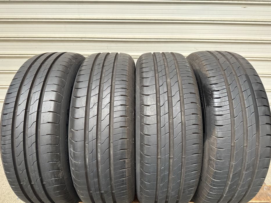 Автомобилни гуми 195 65 15 Goodyear