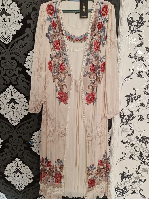 Продаётся верхняя одежда