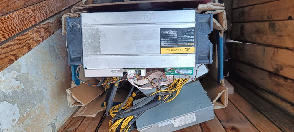 Antminer S9, асик