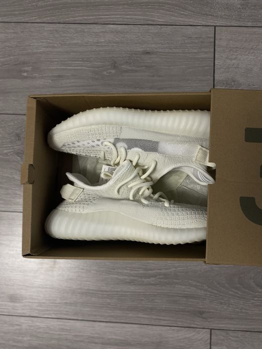 Adidasi Yeezy 350 V2 Bone White | Calitate Premium |