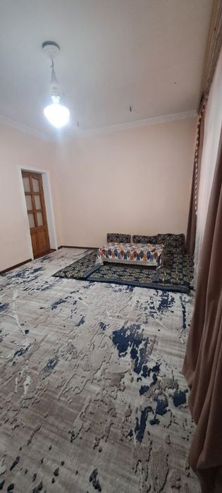 4 sotixli hovli sotiladi. Joylashgan joyi judayam qulay