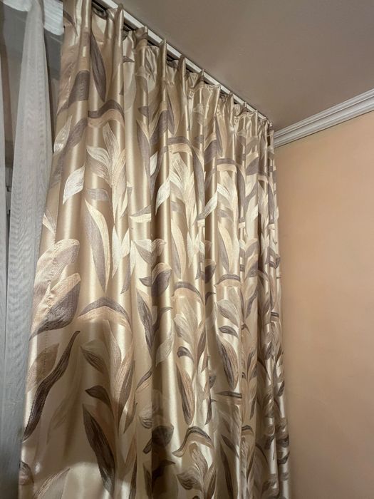 Продам шторы, Ширина 2*87, высота2,90