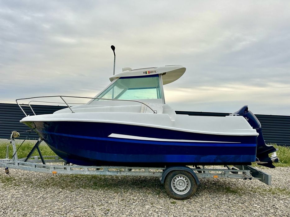 Barca Merry Fisher 585 Motor Suzuky 140 CP