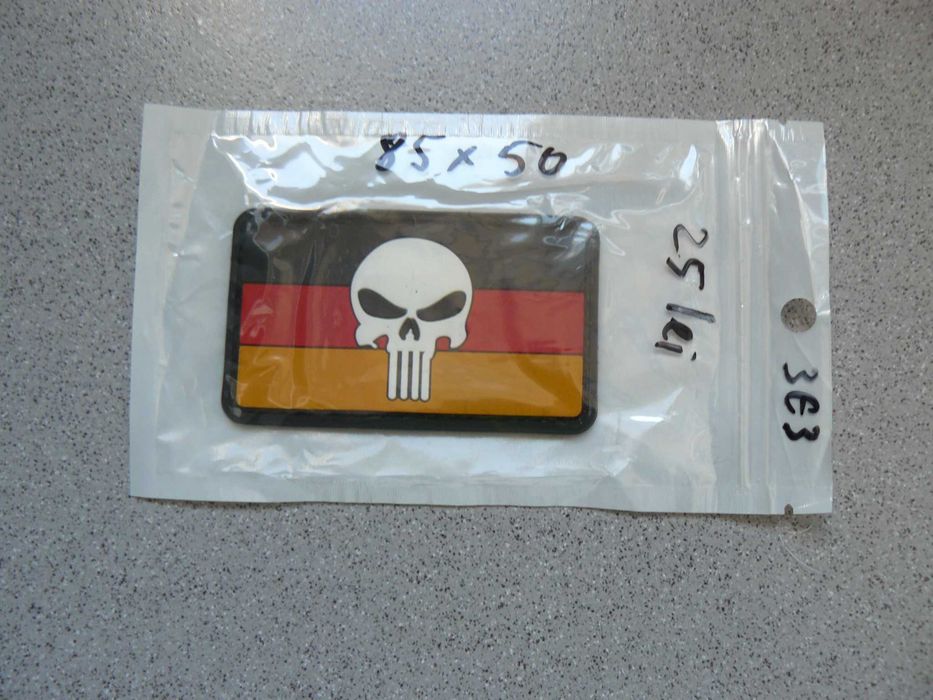 3 Bucati Patch Diferite Craniu Cu Steag / Punisher Italy,Germay,England