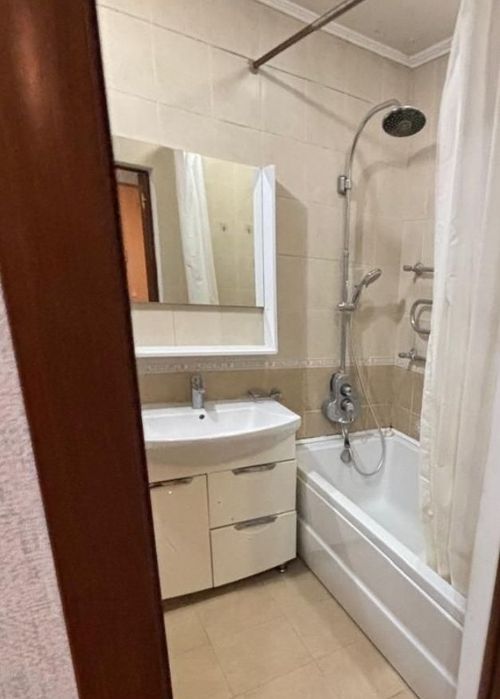 Зеркало в ванную 80х68 см