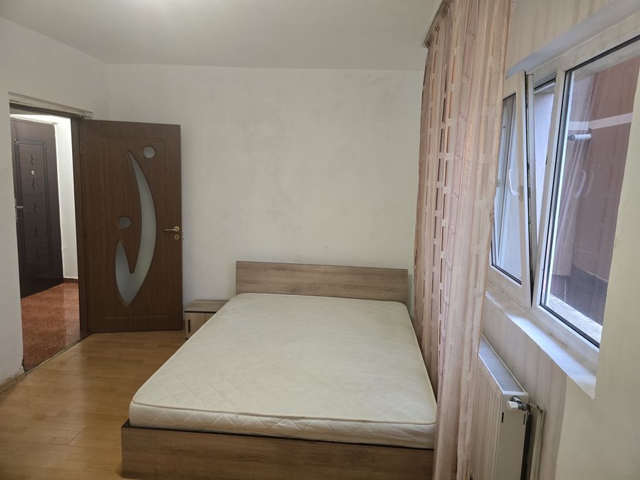 Garsoniera decomandata cu centrala proprie