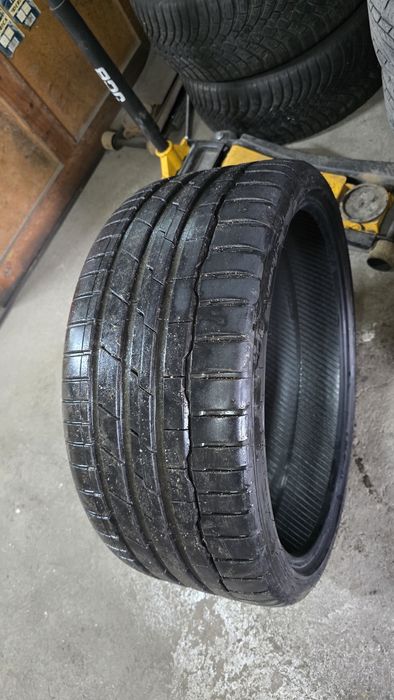Гуми летни 245 30 20 Hankook S1 Evo3  като нови