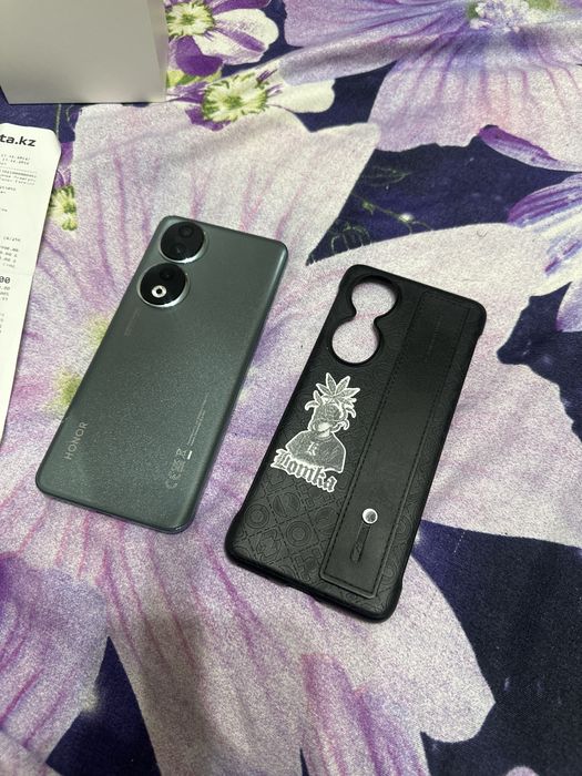Продам Honor 90 на 256гб