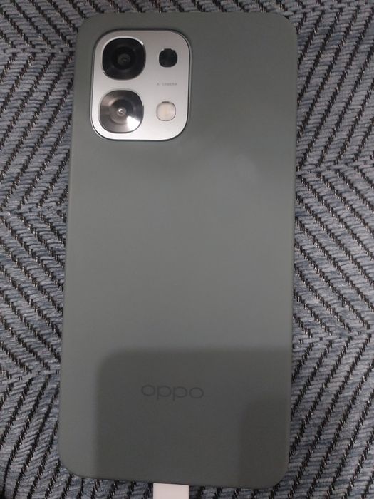 Продам новый телефон оppo A6pro