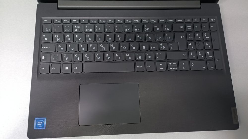 Ноутбук lenovo v15-IGL