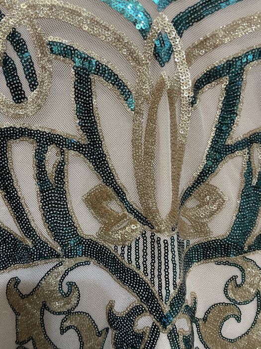 Официална рокля