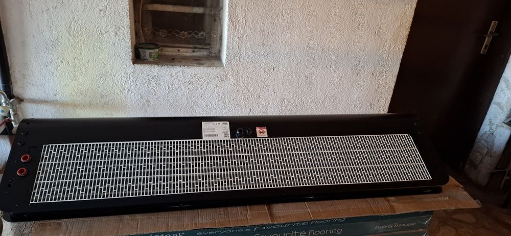 Flowair SLIM-W 150 (9kw) въздушна завеса с топла и студена вода