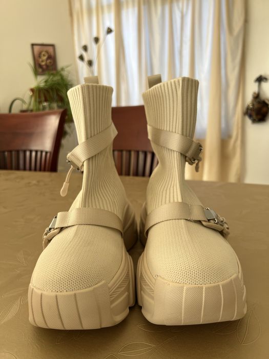 Уникални нови боти