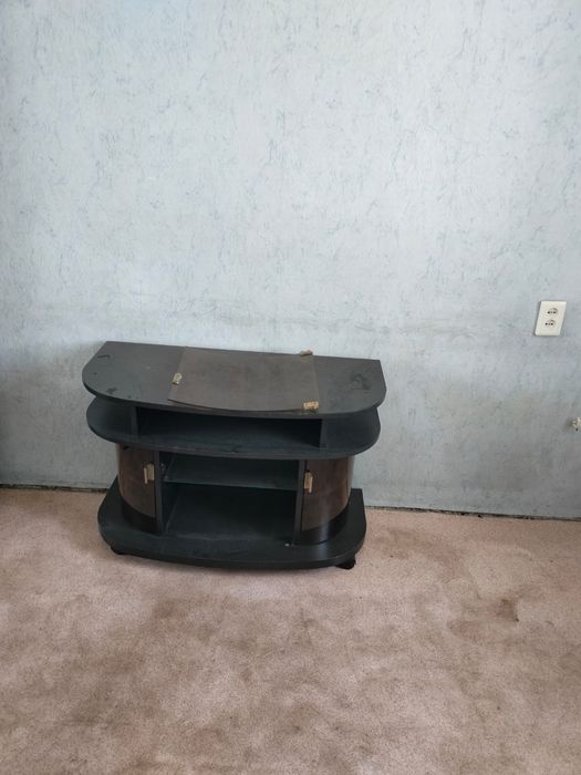 Продам шкаф тумбочкой