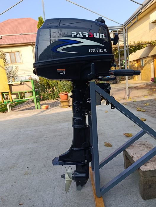 лодочный мотор, двигатель