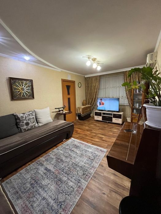 Продам 2  ком. квартиру.
