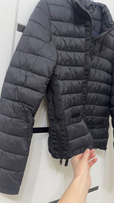 Куртка женская Mango