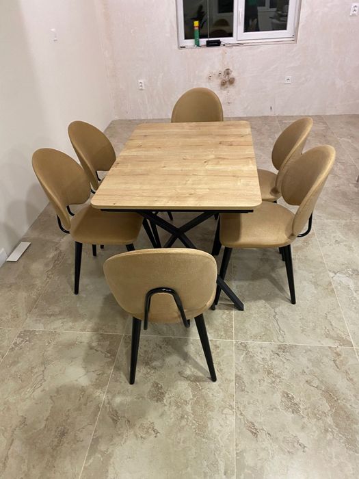 Трапезна разтегателна маса