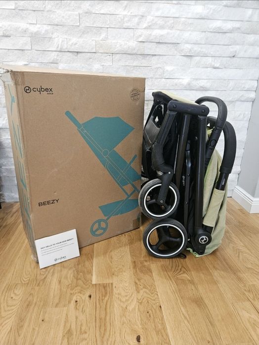 Лятна количка Cybex BEEZY