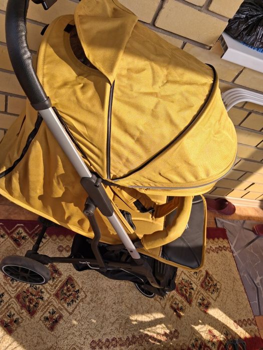 Продам коляску прогулочную детскую.