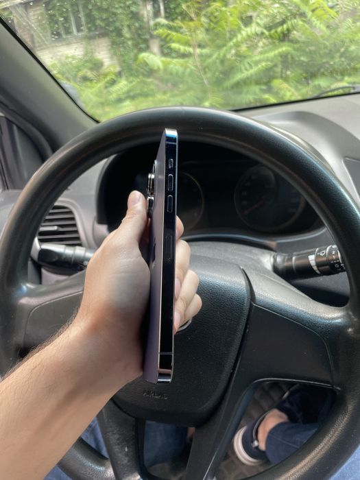 Продам IPhone 14 pro max 256gb