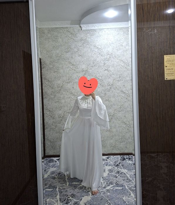 Oq ansabilni ostida kiyadigan ko'ylak sotiladi holati yaxshi