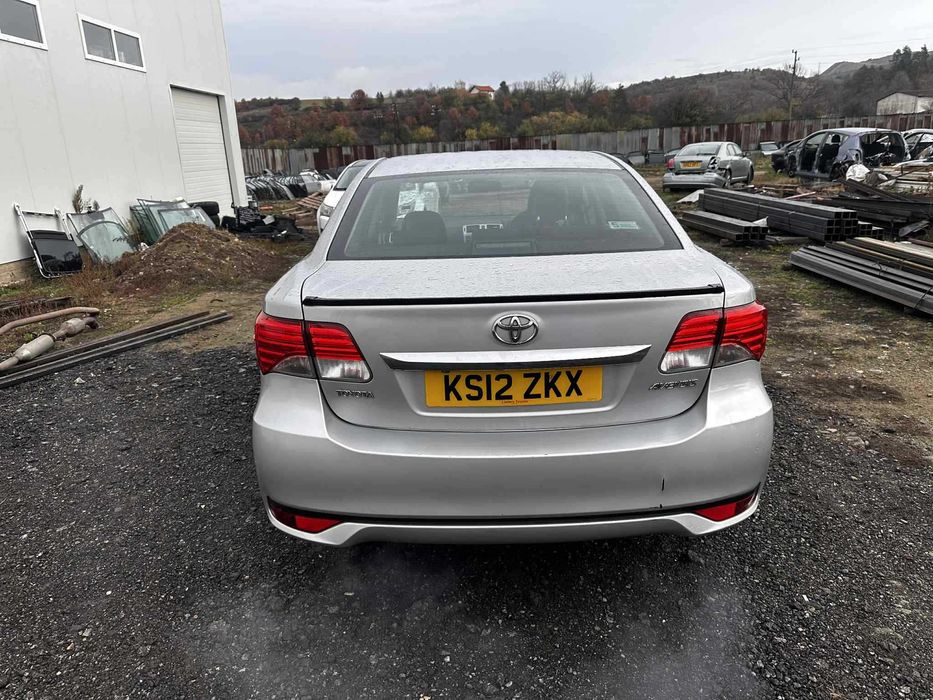 Toyota Avensis 2013г FACELIFT 2.0 D-4D 124 к.с. – НА ЧАСТИ