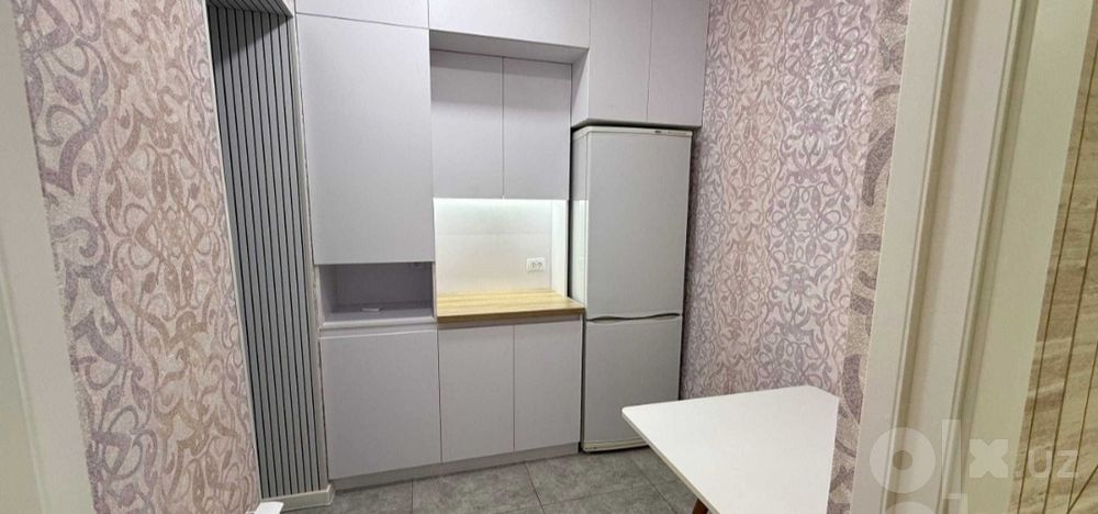 Продажа метро БИЙ буз 2 Автосалон