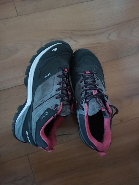 Спортни обувки Quechua