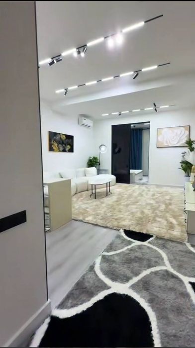 Kazakhstan Продается 2 комнатная квартира ремонт метро Минор