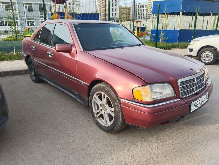Продам в рассрочку Мерседес С-200