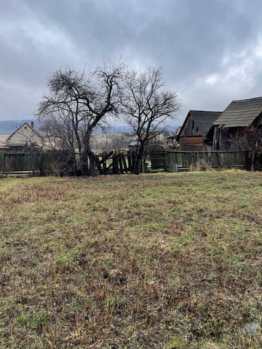 Casă solidă din cărămidă/piatră, 1148 mp teren, poziție excelentă în Bixad (Covasna) – aproape de Băile Tușnad