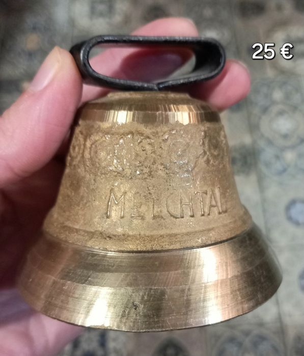 Камбани различни размери