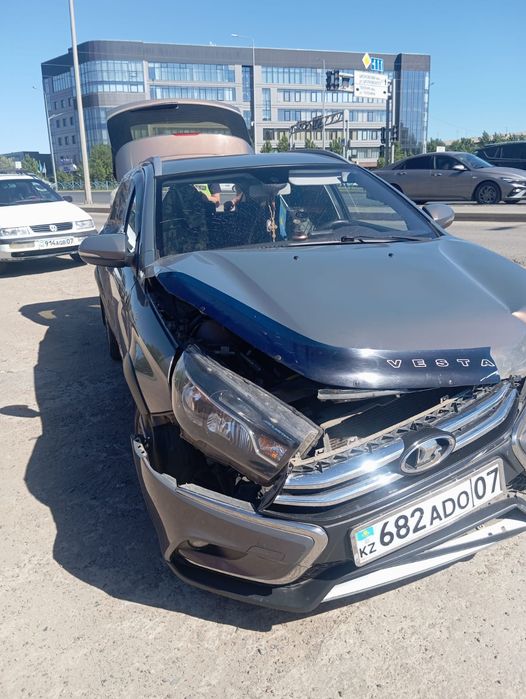 Продам Лада веста кросс