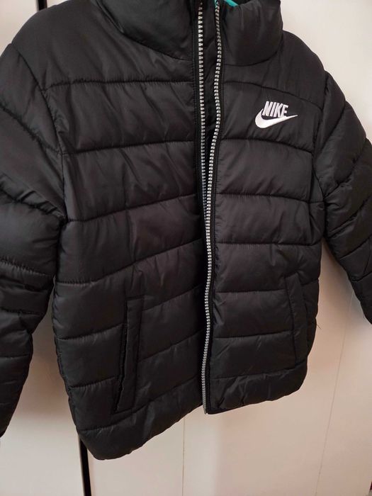 Детско яке Nike и Benetton