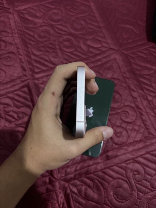 IPhone 13 без ремонта
