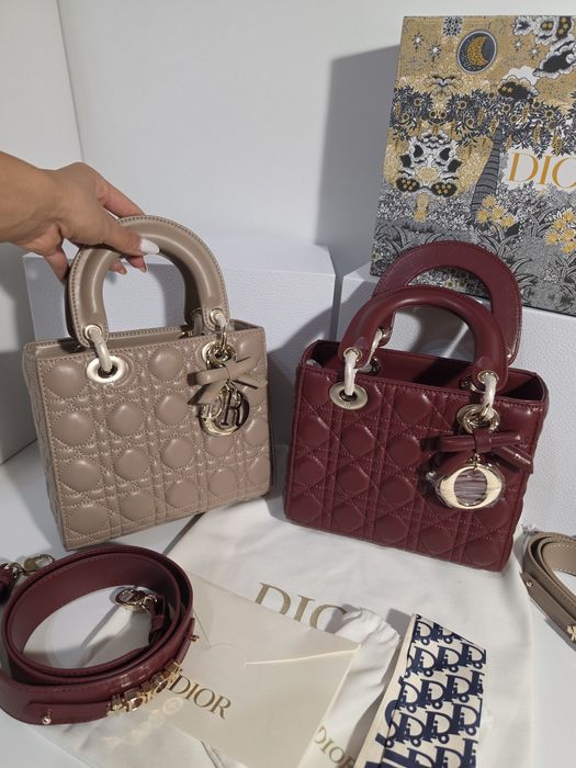 Налична чанта Lady Dior Burgundy