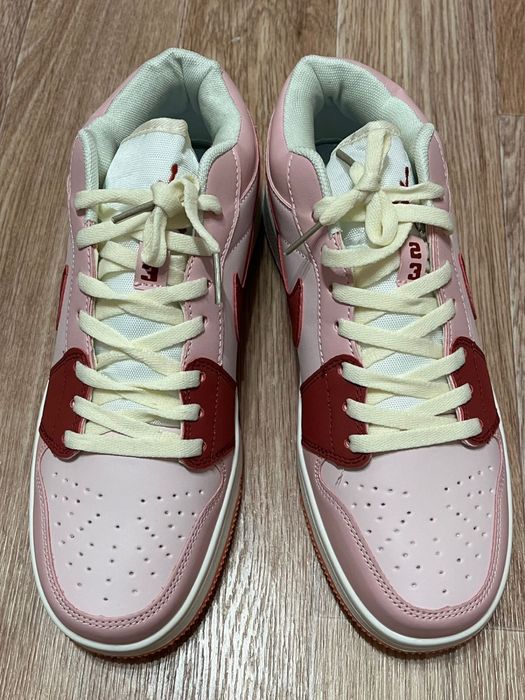 Кроссовки Jordan 1