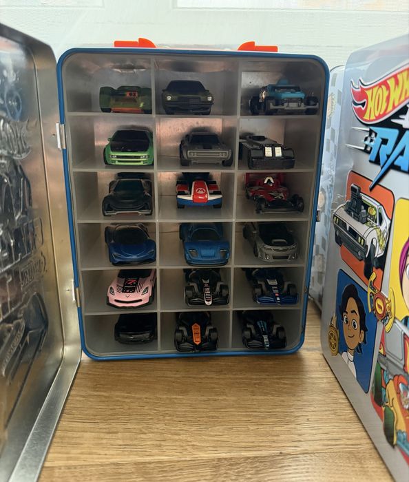 hot wheels кутия