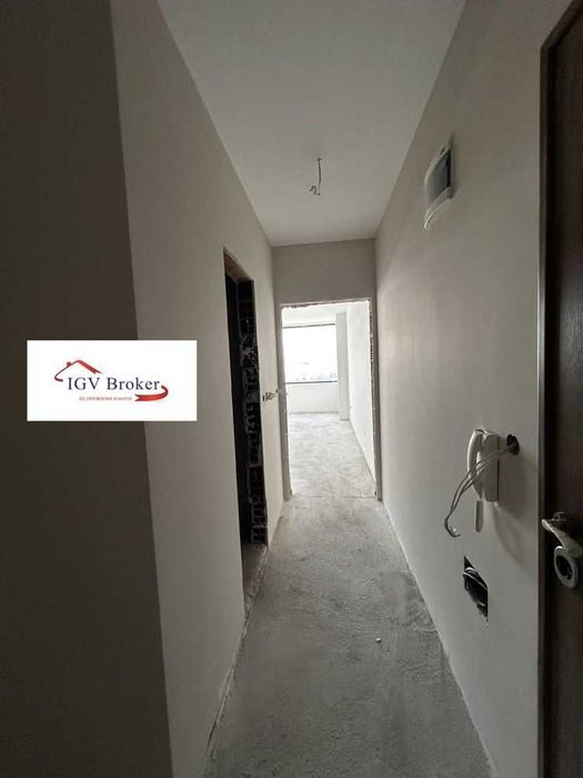 Тристаен апартамент в жк Дружба 1