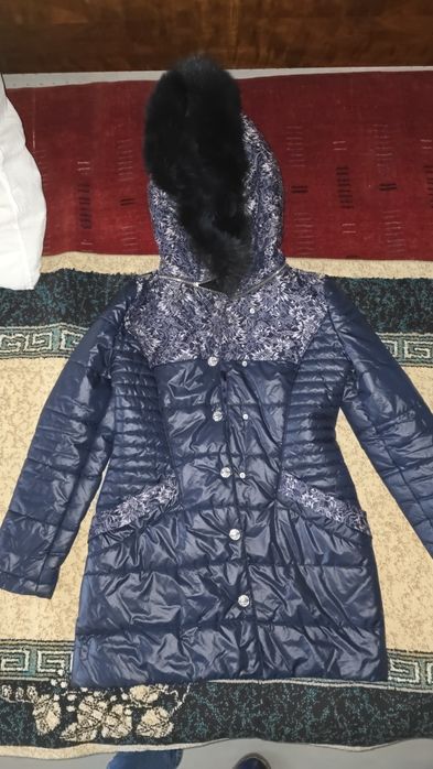 Куртка женская 48 размер